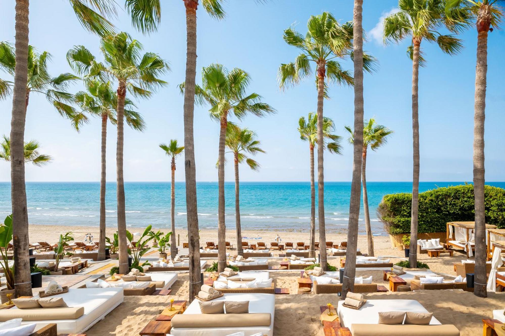 Don Carlos Marbella Luaran gambar Beach at the hotel