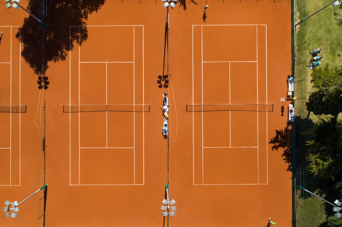 Don Carlos Marbella Luaran gambar Tennis courts at the club